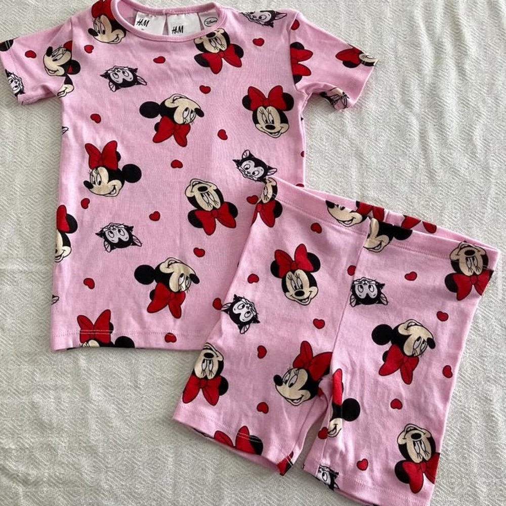 H&M x Disney Minnie Mouse pyjama set 5Y